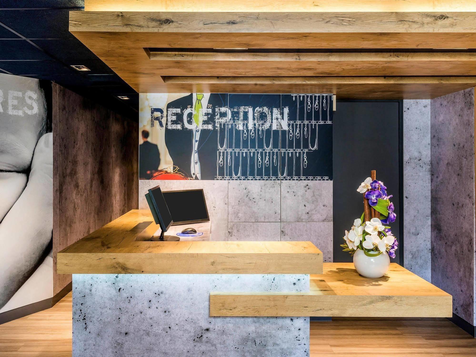 Ibis Budget Argenteuil Bords De Seine Exterior photo